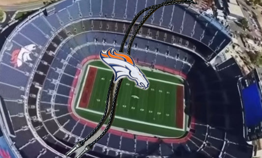 Broncos Bolo